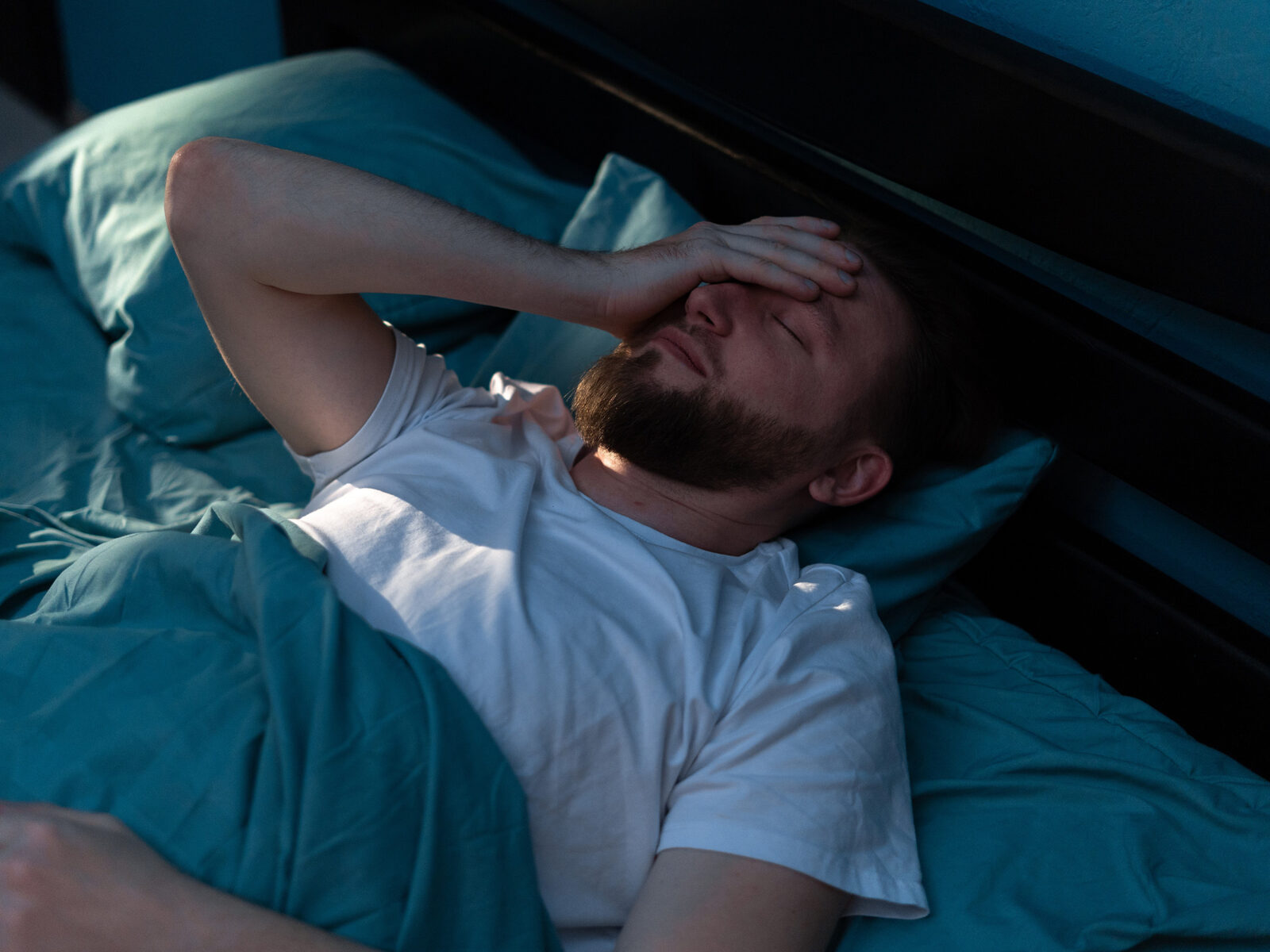 Image personne manque sommeil s